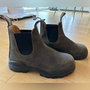 Blundstone Lug Chelsea Boot
